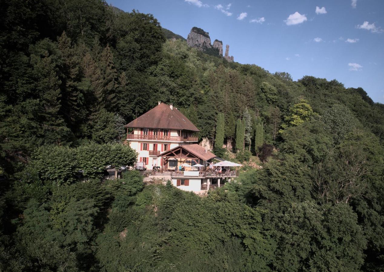 Auberge Du Pont De L'Abime Gruffy Ngoại thất bức ảnh